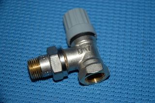 Picture of 13G0023 ANG 2-PIPE 1/2''VALVE